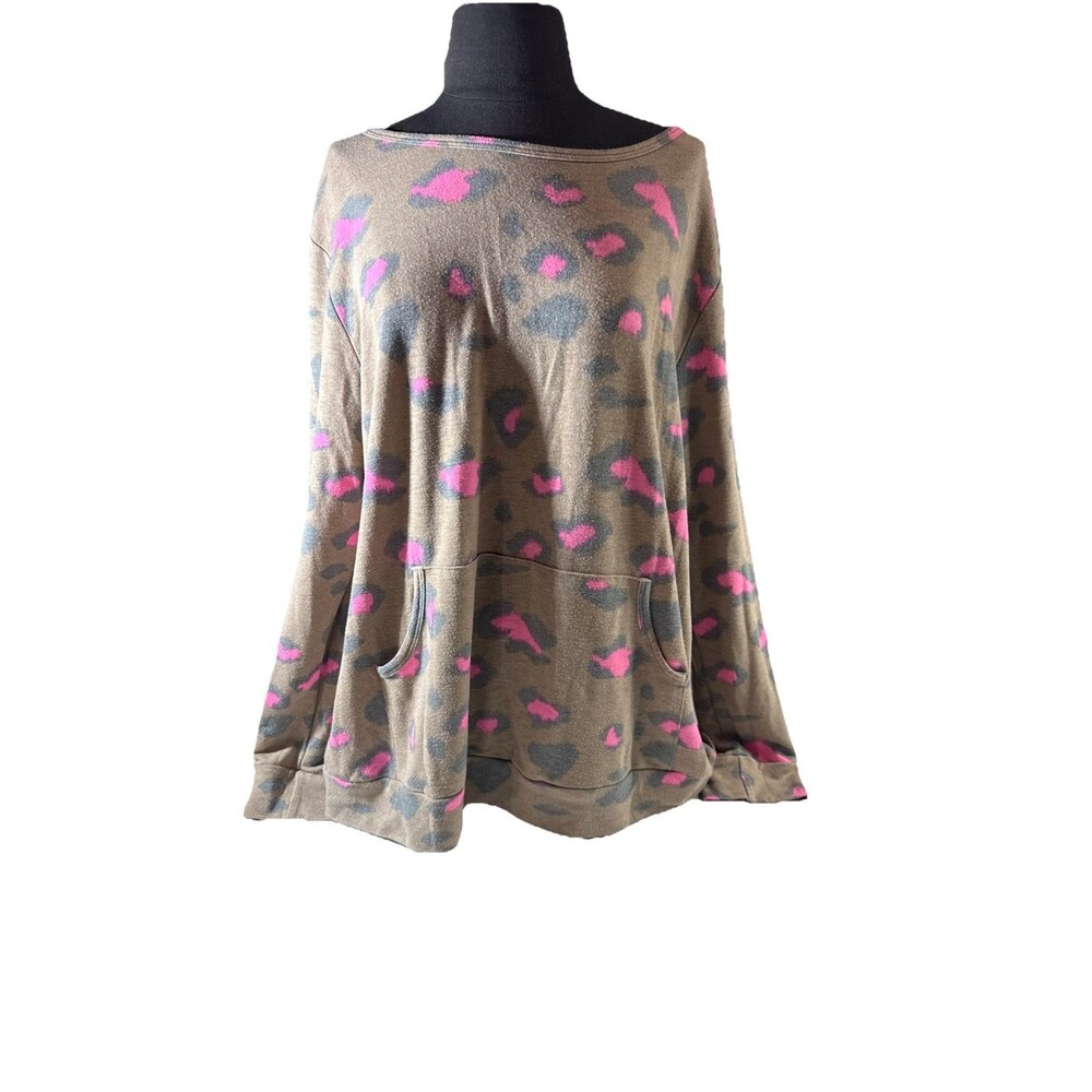 Be Stage Women’s Pink Leopard Print Kangaroo Pocket Wide Neck Sweater Size 2XL